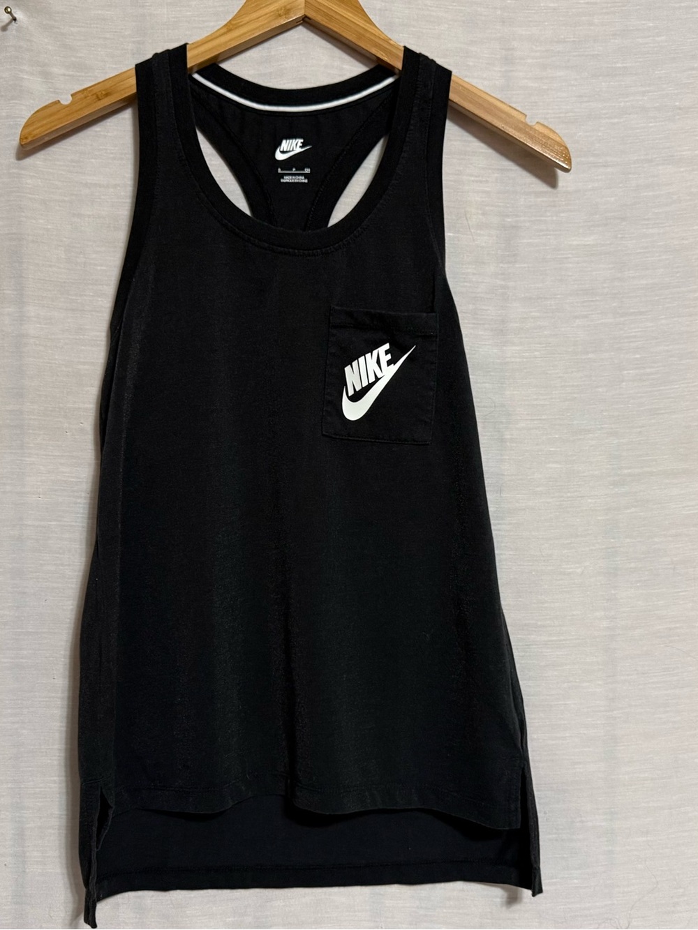 Nike Black Racerback Tank Top With Logo Pocket Size Small